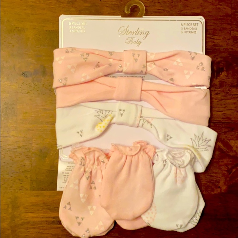 6 piece set of headbands and mittens